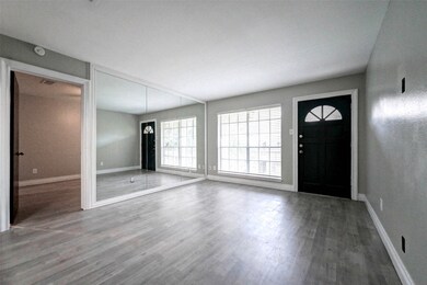 845 Wax Myrtle Ln unit A, Houston, TX 77079 - photo 4