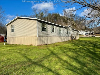 2055 Mud Run Rd, Ripley, WV 25271 - photo 2