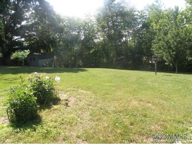 30 Fieldcrest Cir, Asheville, NC 28806 - photo 6