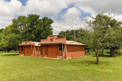 3211 N Chaparral Estates Ct, Granbury, TX 76049 - photo 6