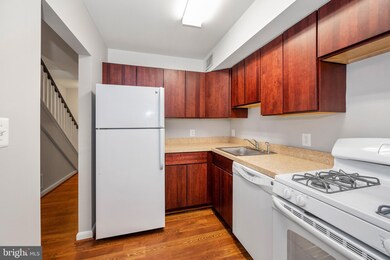 769 Delaware Ave SW unit 174, Washington, DC 20024 - photo 3