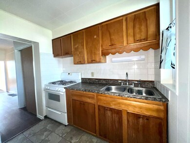 1729 S High St, Columbus, OH 43207 - photo 4