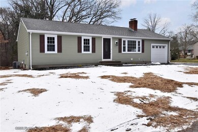 54 Temple Dr, Riverside, RI 02915 - photo 3