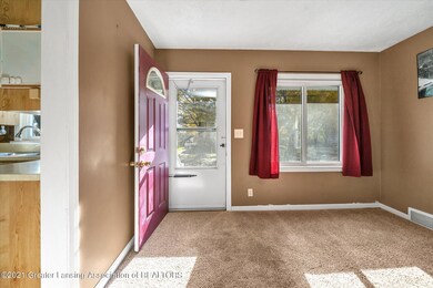 06-205-E-Gier-st-WindowStill-Real-Estate