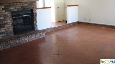 2726 Phyllis Dr, Copperas Cove, TX 76522 - photo 5