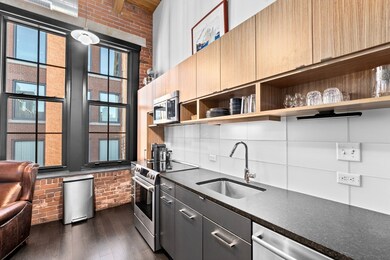 319 A St unit 504, Boston, MA 02210 - photo 4