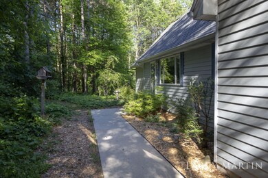 7430 Cherry Valley_10