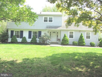 201 Cooper Dr, Wallingford, PA 19086 - photo 2