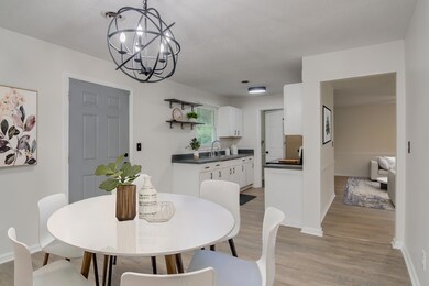 Dining Room b (1)