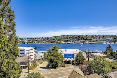 PORTAL OVER LAKE UNION CONDOMINIUM unit B304, Seattle, WA 98109 - photo 3