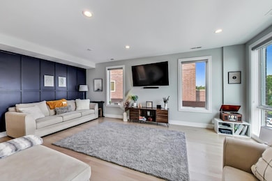 2429 W Augusta Blvd unit 3, Chicago, IL 60622 - photo 3