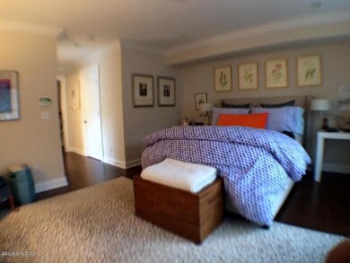 7 Hollow Wood Ln unit B, Greenwich, CT 06831 - photo 4