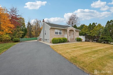 55 Metuchen Ave, Woodbridge, NJ 07095 - photo 3