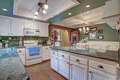 You can see how open and inviting this kitchen spa