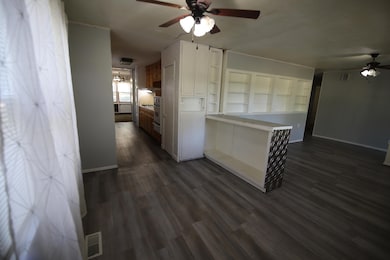 17 S Elm St, Miami, OK 74354 - photo 7