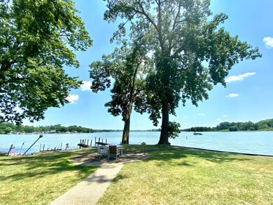 716 Zanesville Ave, Thornville, OH 43076 - photo 2