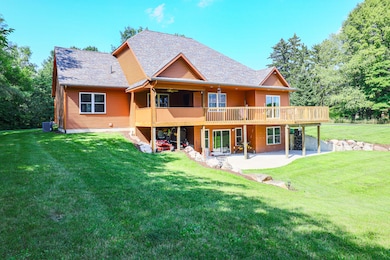 9434 84th-42