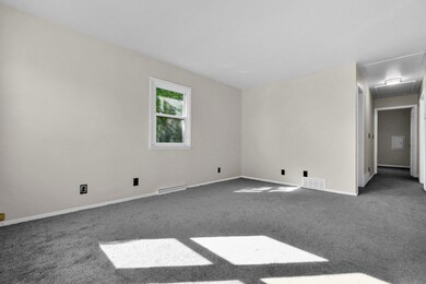 6-web-or-mls-200-sycamore-st
