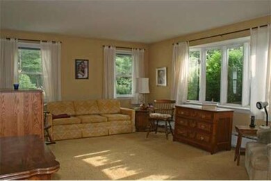 778 Fisher Rd, Fitchburg, MA 01420 - photo 3