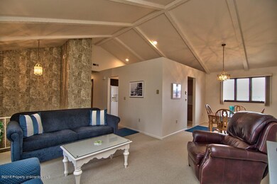 73 W Palm St, Olyphant, PA 18447 - photo 6