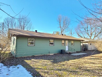 514 S Forest CT (8)