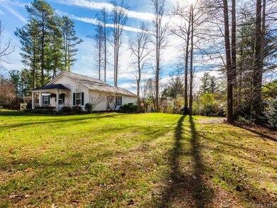 Large side yard