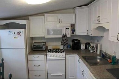 22 Baker Ln unit 22, Bourne, MA 02532 - photo 2