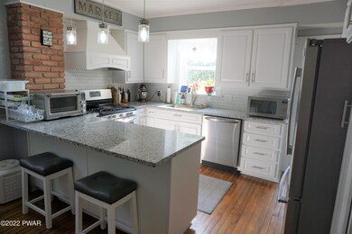 107 E George St, Milford, PA 18337 - photo 6