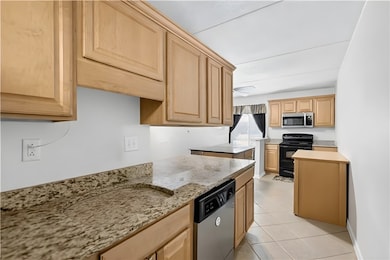 2120 Greentree Rd unit 610E, Pittsburgh, PA 15220 - photo 5