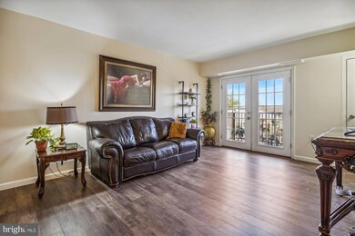 5937 Quantrell Ave unit 303, Alexandria, VA 22312 - photo 5