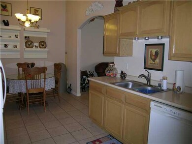 14313 Desert Spring Dr, Horizon City, TX 79928 - photo 4