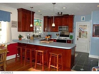 Kitchen - New & Open Kitchen!