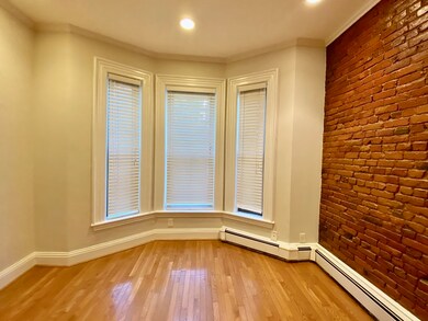 106 Magazine St unit 1, Cambridge, MA 02139 - photo 4