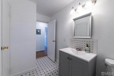 14 York Dr unit 4B, Edison, NJ 08817 - photo 7