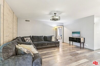 13243 Leach St, Sylmar, CA 91342 - photo 7