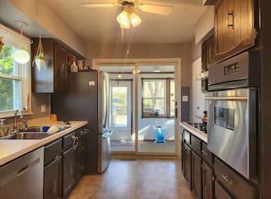 7280 52 S Route, Dubuque, IA 52003 - photo 6