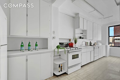 473 W End Ave unit 12A, New York, NY 10024 - photo 3