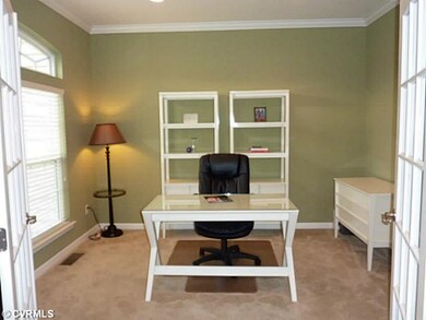 Office - Beautiful office with tons of natural lig
