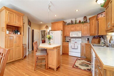 1507 Drury Cir, Raymore, MO 64083 - photo 3