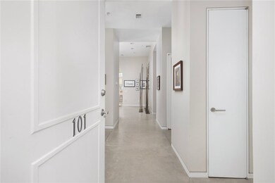 426 Spring St unit 101, Newport, RI 02840 - photo 2