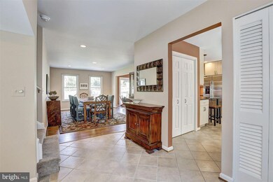 15128 Middlegate Rd, Silver Spring, MD 20905 - photo 3