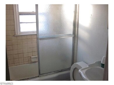 1402 Ragan Ave, High Point, NC 27260 - photo 6