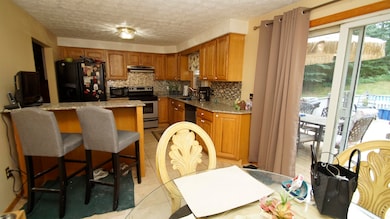 19 Mike Ln, Litchfield, NH 03052 - photo 6