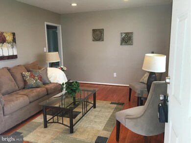 17 Parkwind Ct, Parkville, MD 21234 - photo 2