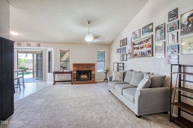 5517 E Ellis St, Mesa, AZ 85205 - photo 4