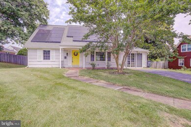 12302 Starlight Ln, Bowie, MD 20715 - photo 2