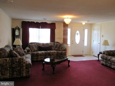 2033 Apple Harvest Dr, Hedgesville, WV 25427 - photo 5