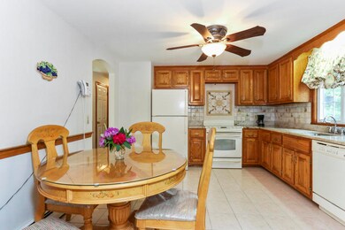 65 Heather Ln, North Falmouth, MA 02556 - photo 6