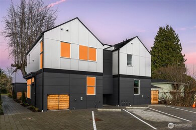 805 S Sullivan St unit B, Seattle, WA 98108 - photo 2