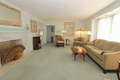 15 Maxdale Rd, Worcester, MA 01602 - photo 3